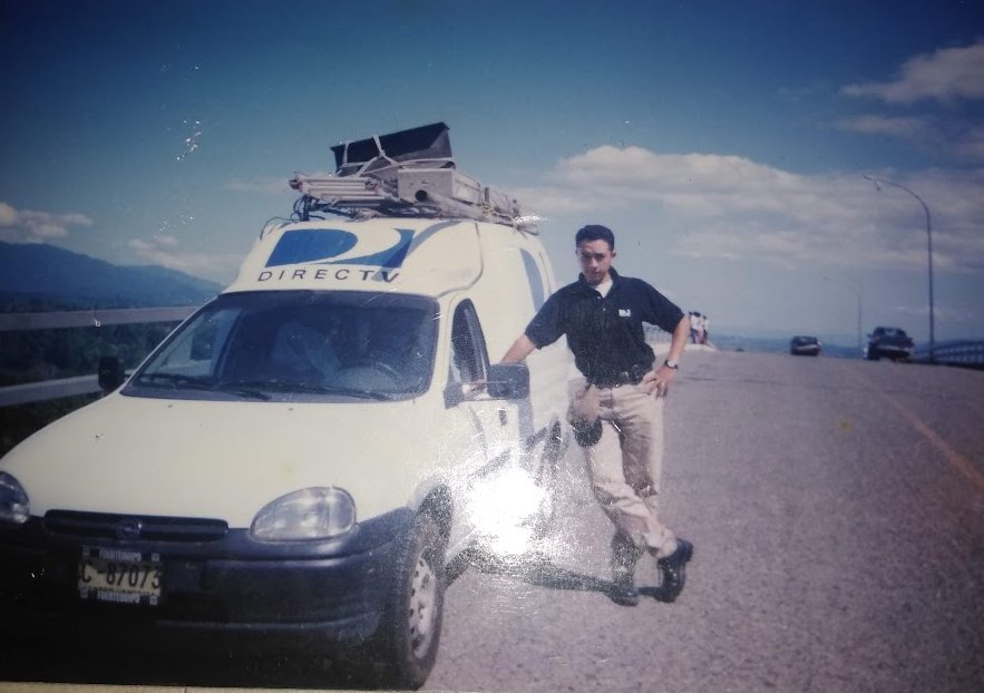 Francisco Maldonado al inicio de su carrera, técnico DirecTV