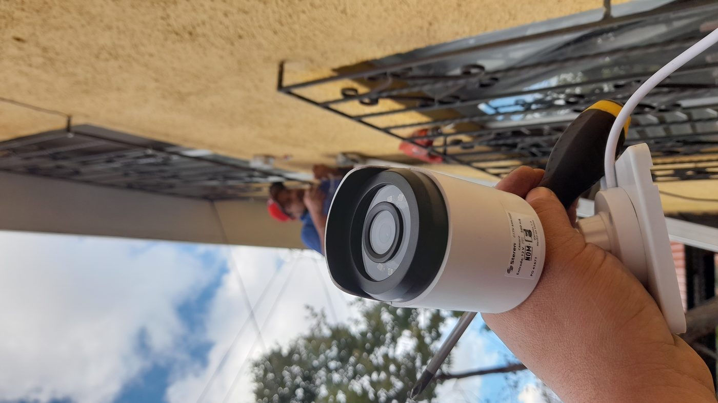 Instalación de cámara de seguridad CCTV
